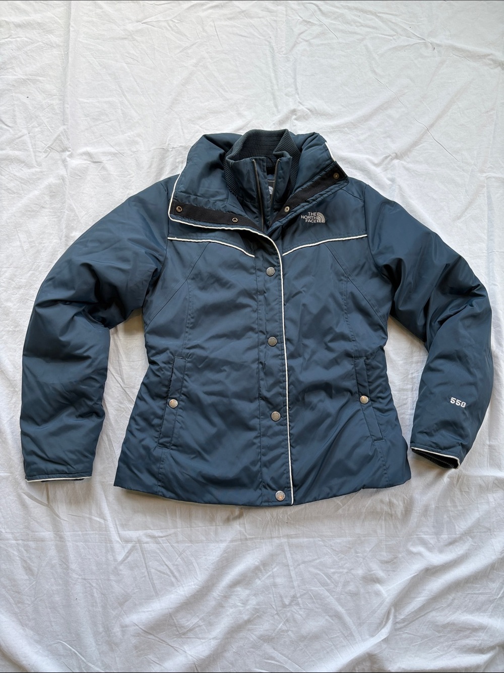 The North Face Women's 550 Down Puffer Jacket Navy Womens Medium